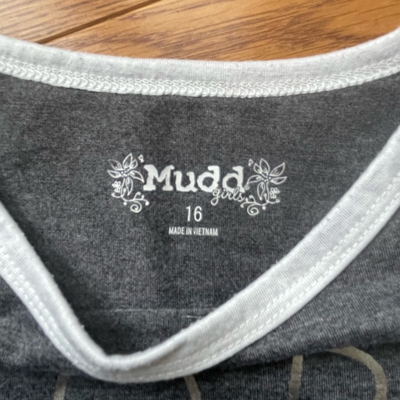 Girls Mudd Graphic Tees T-Shirts (set of 2, size XL/16) - Picture 3 of 9